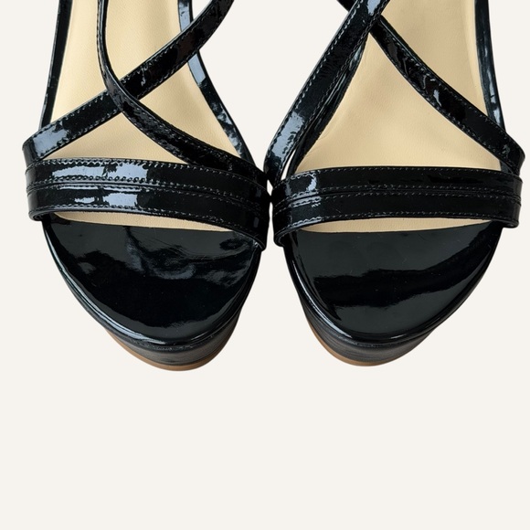 Kate Spade Glossy Black Strappy Wedge Patent Leather Sandals Size 8 - Picture 4 of 9